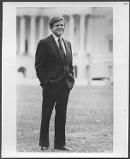 Senator Robert Morgan in front of U.S. Capitol, 1980