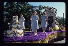 School of Nursing homecoming float