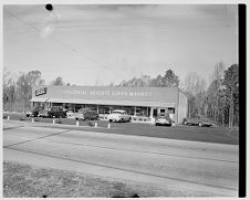 Colonial Heights Supermarket 