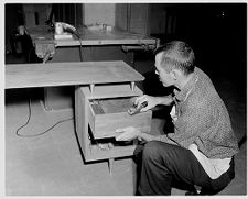 Sanding desk