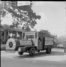 Railroad truck