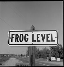 Frog Level sign