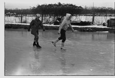 Children ice skating