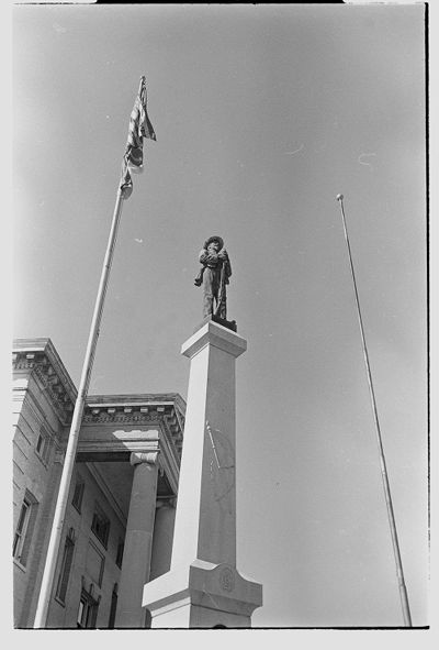 Pitt County Courthouse’s Confederate Monument – ECU Chronicles: Our History