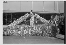 ECC Homecoming parade