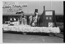 ECC Homecoming parade