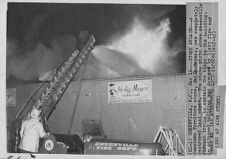 Heilig-Meyers store fire