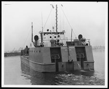 Tanker, Esso Islander Hamilton