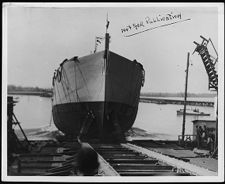 Bow of unknown ship