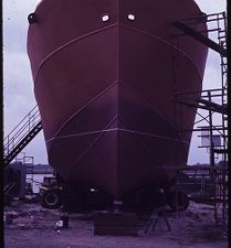 launching 86' trawler, port