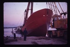 launching 86' trawler, bow