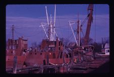 Barge, forward