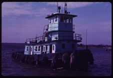 tug, port