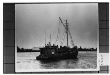 "Lennoxville" Vessel Beaufort, NC Starboard Sternside view