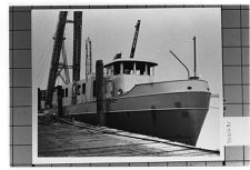 CG 65619  Starboard bow view.