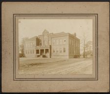 School building in Windsor, N.C.