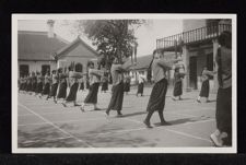 Female students at Yuan Ming Yuan School