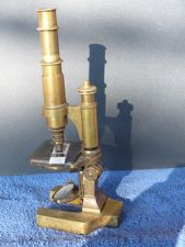 Verick Microscope