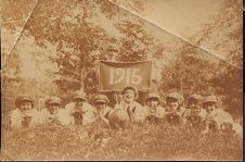 1915 Women's basketball team