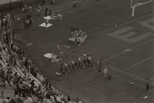 Cheerleaders at Homecoming game