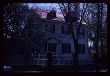 New Bern, NC. Color photo.