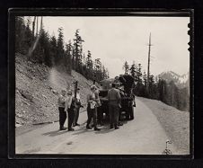 USS Saratoga crew on a ski trip