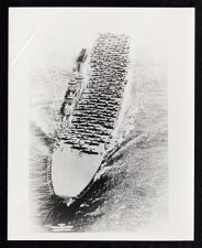 Aerial photograph of USS Saratoga.