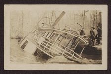 Sunken steamer Olive