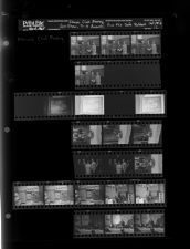 Woman's Club meeting; Art show; 4-H awards; Pitt FCX safe robbed (21 Negatives) (November 11, 1965) [Sleeve 12, Folder b, Box 38]