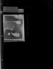 Mayor Moore presenting plaque (1 Negative), December 2-3, 1965 [Sleeve 12, Folder c, Box 38]