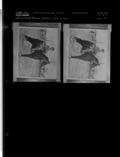 Show-horse Burns to Death(2 Negatives) (December 28, 1960) [Sleeve 95, Folder d, Box 25]