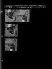 Gibbs (Thurs feature) (3 Negatives (August 18, 1960) [Sleeve 44, Folder d, Box 24]