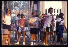 Students throwing a frisbee