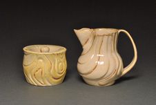 Curvy cream and sugar set