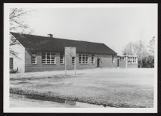 Unknown school building