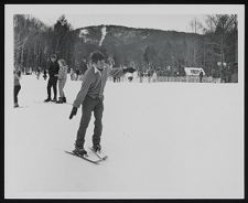 Robert Morgan skiing