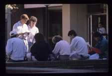 Students outside Mendenhall Student Center