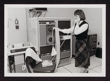  Installation of LS/2000 in the Health Sciences Library