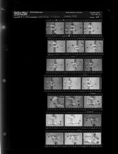 Editorial Picture -- Sunny Day (21 Negatives) January 9 - 11, 1965 [Sleeve 23, Folder a, Box 35]