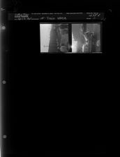 Sleeve 13, Folder d, Box 35