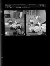 Women in library (2 Negatives (April 14, 1960) [Sleeve 62, Folder d, Box 23]