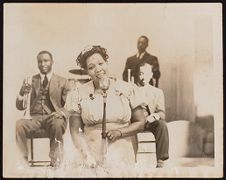 Virginia Jones and 3 band members
